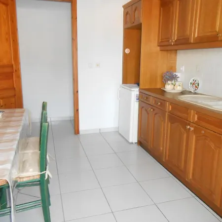 Apartment Chrysolithos Kerami *