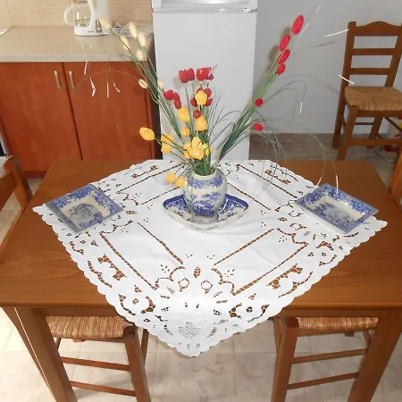 Apartment Chrysolithos Kerami *