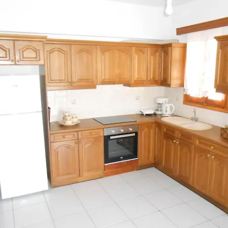 Apartment Chrysolithos Kerami *