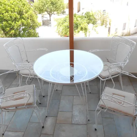 Apartment Chrysolithos Kerami *