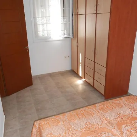 Chrysolithos Kerami Khalkíon