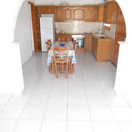 Apartment Chrysolithos Kerami