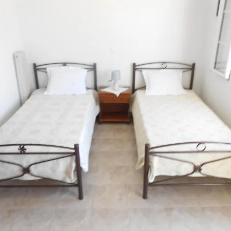 Apartment Chrysolithos Kerami *