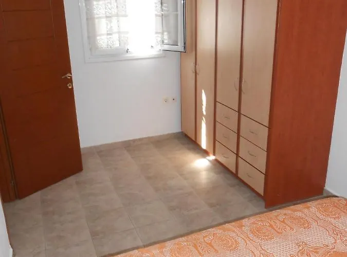 Chrysolithos Kerami Khalkion