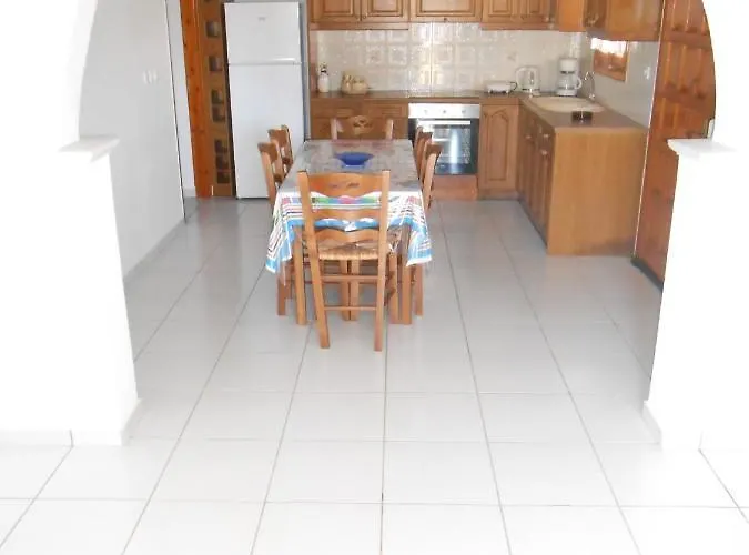 Apartment Chrysolithos Kerami